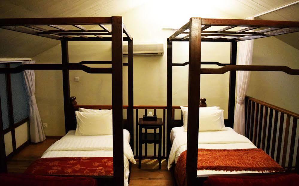Seven Terraces 4* George Town